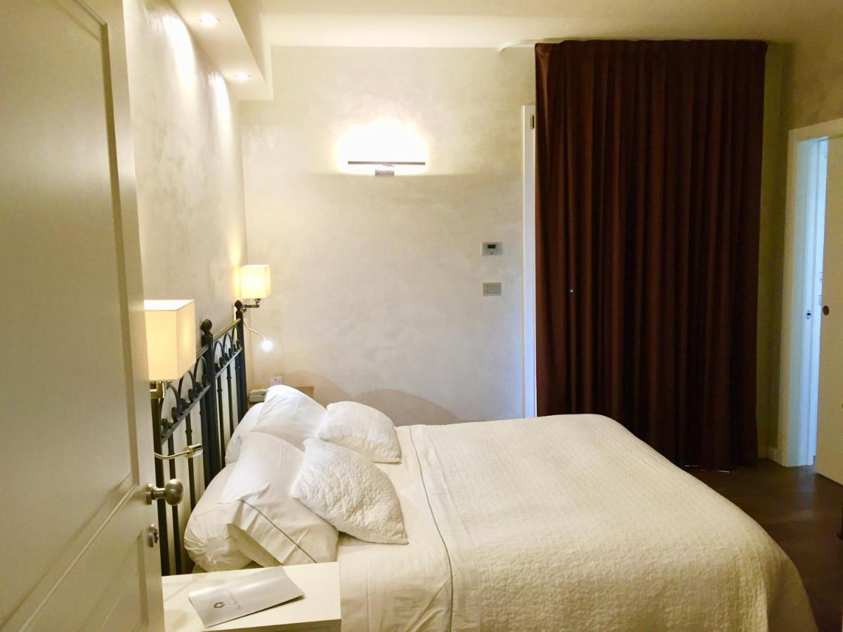 Hotel Ferro Di Cavallo Павулло-нель-Фриньяно Экстерьер фото