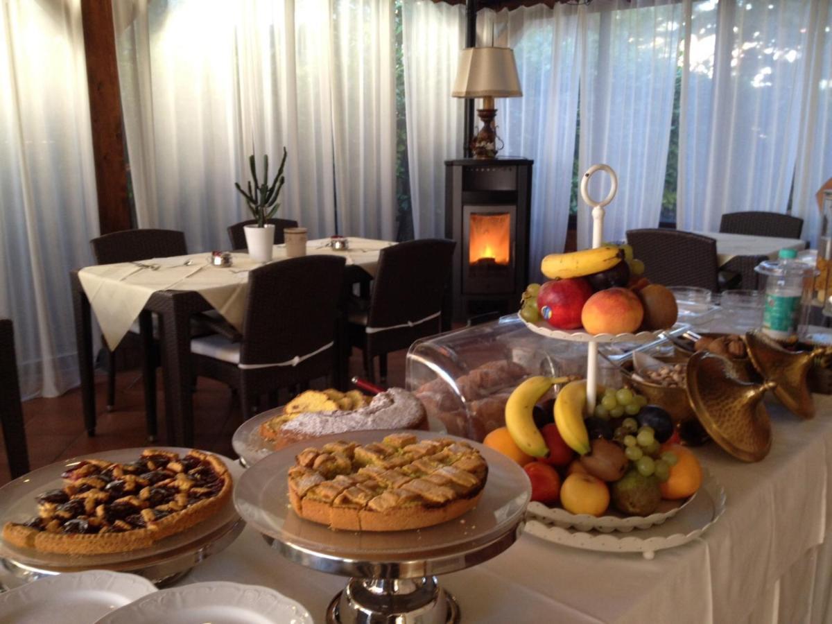 Hotel Ferro Di Cavallo Павулло-нель-Фриньяно Экстерьер фото