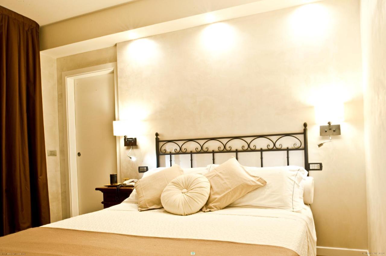 Hotel Ferro Di Cavallo Павулло-нель-Фриньяно Экстерьер фото