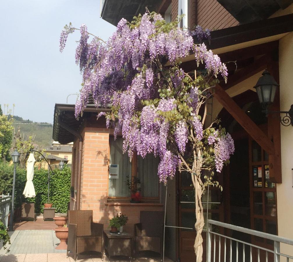 Hotel Ferro Di Cavallo Павулло-нель-Фриньяно Экстерьер фото